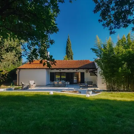 Aavaas Villa Premantura